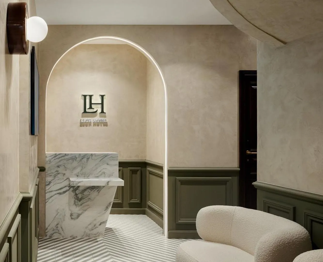 Leon Apartment